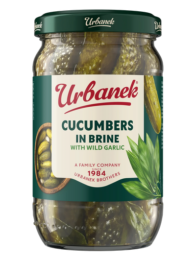 Fermented cucumbers with wild garlic