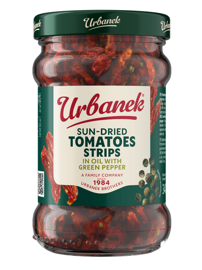 Sun-dried tomatoes strips in oil with green pepper